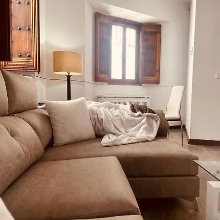 Moctezuma Apartment *